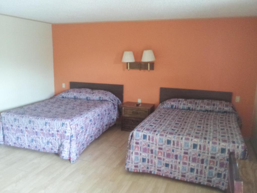 Mustang Motel Джиллетт Номер фото