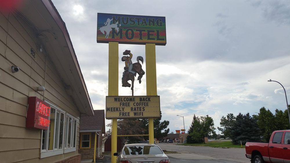 Mustang Motel Джиллетт Экстерьер фото